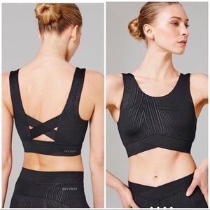 Ivy Park Printed Cross-Back Athletic Crop Top